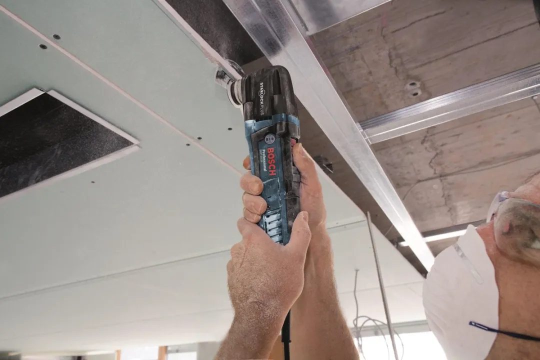 Bosch Professional OMT GOP 30-28+AC Multifunctioneel Gereedschap - 300W - 16 Accessoires