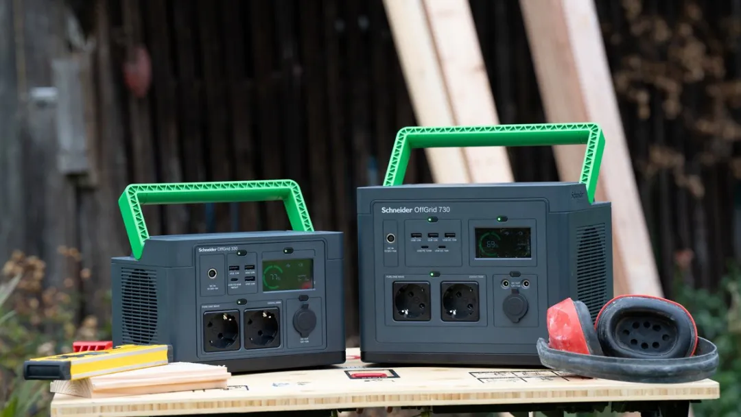 APC OffGrid Portable Power Station 738Wh - 995W