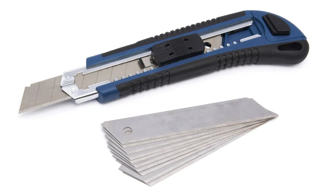 HBM H134037 Gevulde Gereedschapskoffer 111-delig - Blauw