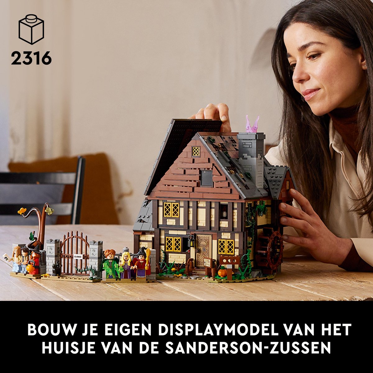 LEGO Ideas Disney Hocus Pocus: het huisje van de Sanderson-zussen Halloween Set voor Volwassenen - 21341