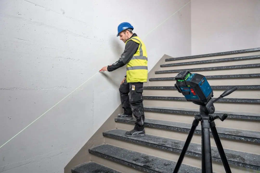 Bosch Professional GLL 80-33 G Lijnlaser - 4x AA Batterijen - afbeelding 6 van 6