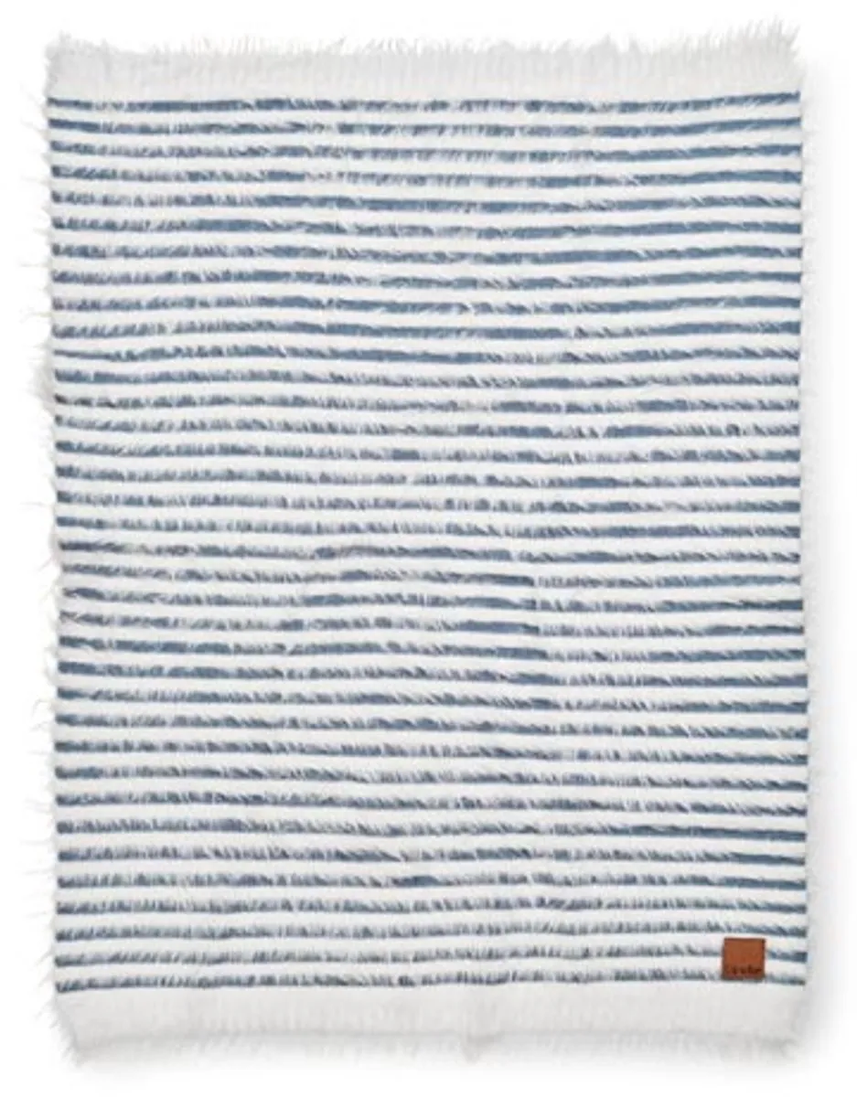 Elodie Furry Knit Deken - Wiegdeken - Dekentje baby - Babydeken - Dekentje - 100 cm x 75 cm - Berry Blue
