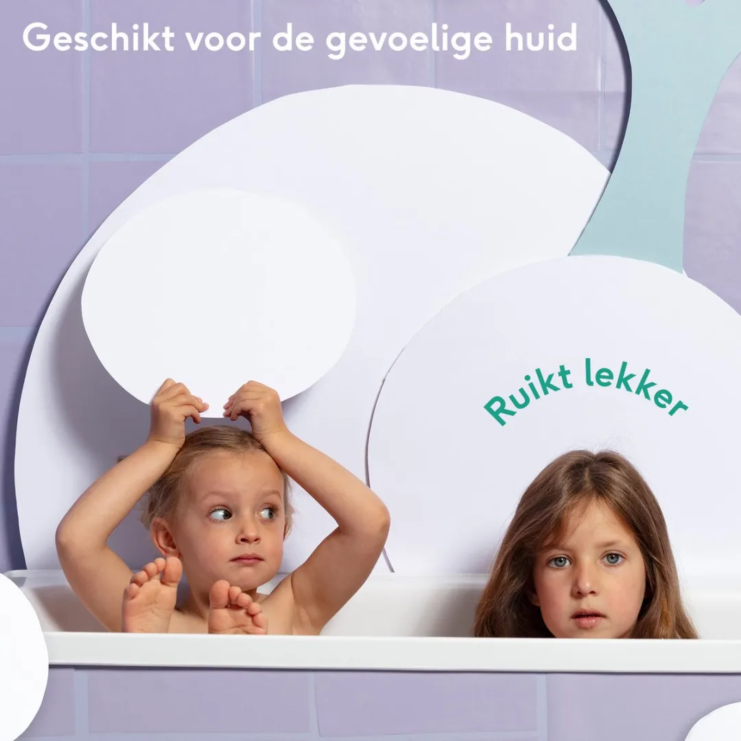 Naïf Verzorgend Badschuim Voordeelset 2x500ml