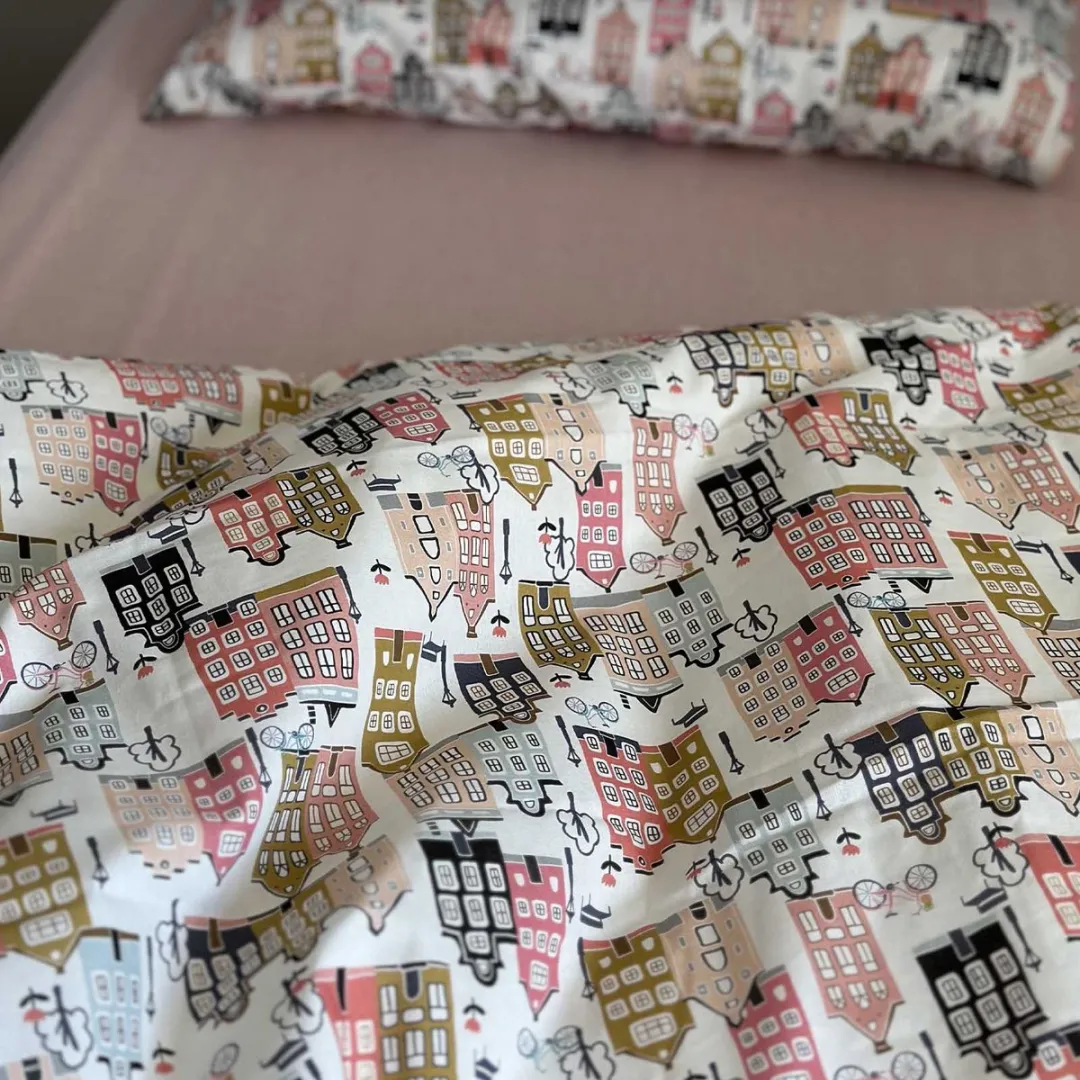 BINK Bedding Adam Dekbedovertrek 80x60cm - Wieg - Peach/Blue/Mosterd/Roze/Zwart