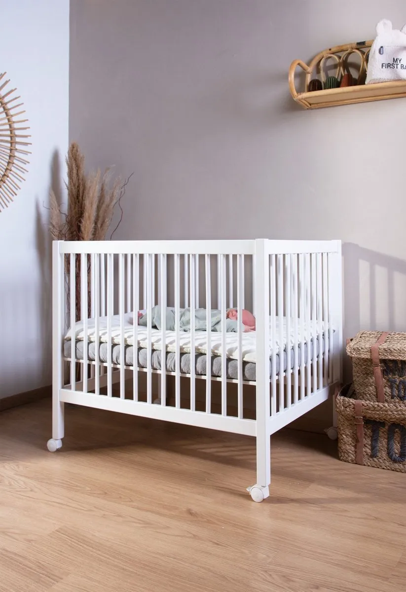 Childhome Park 97 - Box met wieltjes - Verstelbaar op 3 hoogtes - Hout - Wit - 98x78x82 cm