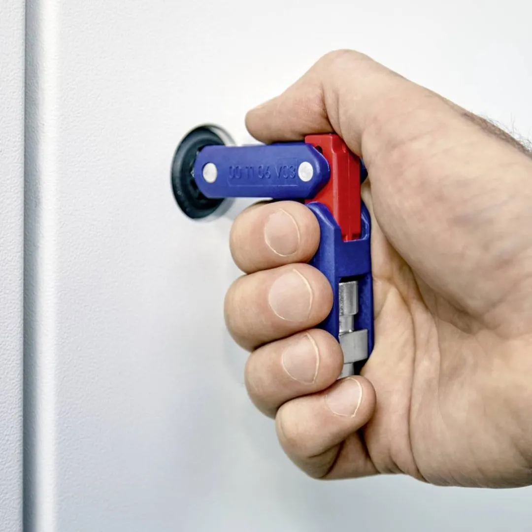 Knipex 00 11 06 V03 Schakelkastsleutel 10