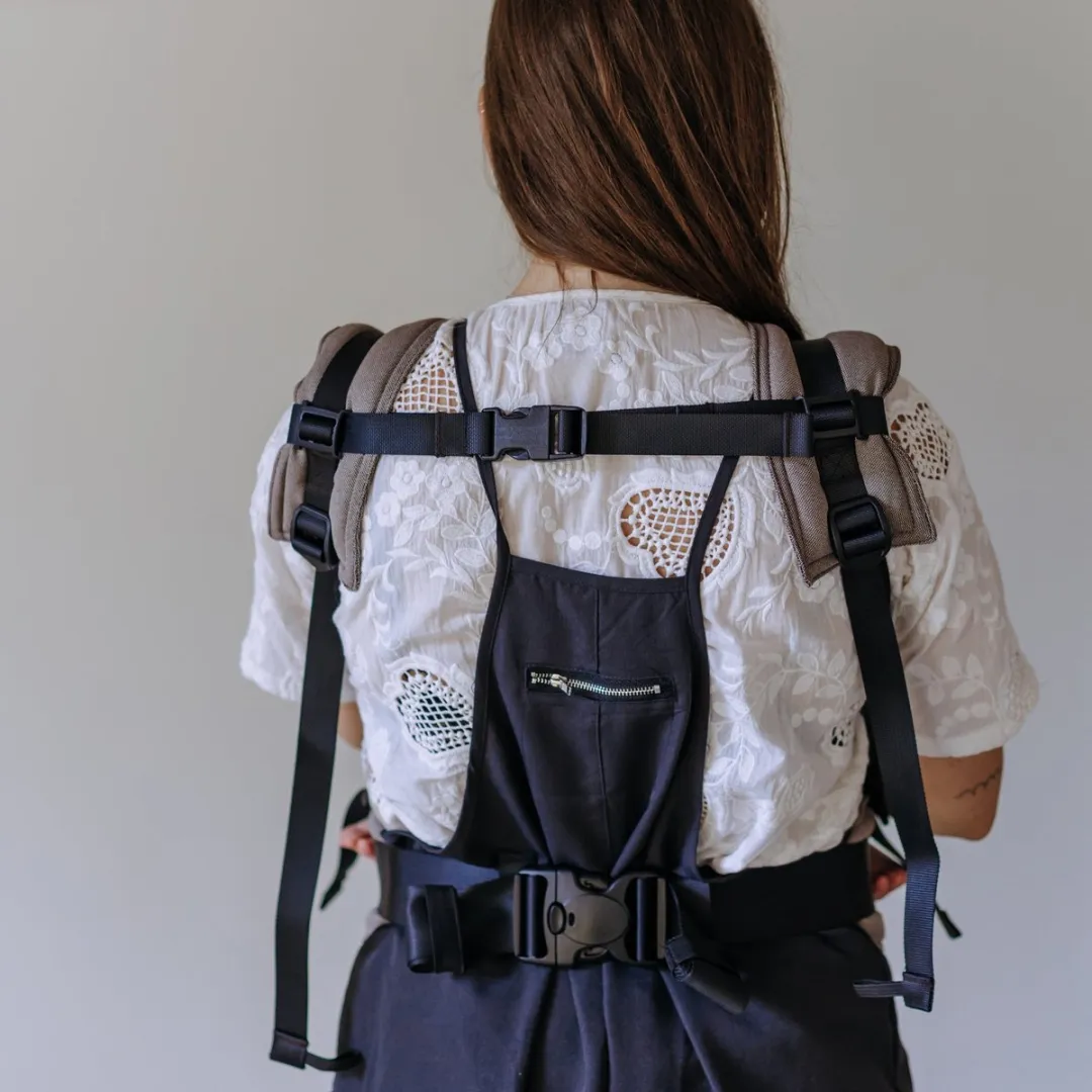 Fidella Fusion - Full-Buckle Ergonomische Draagzak - Chevron - walnoot bruin - voor baby