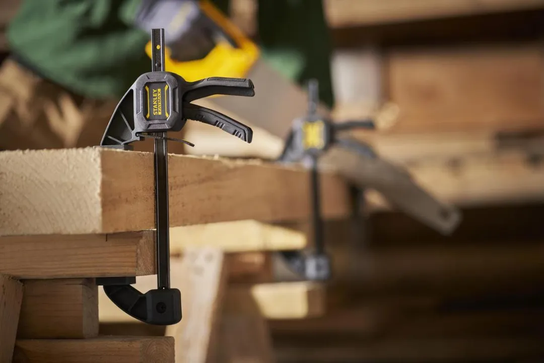 Stanley FMHT0-83232 eenhandsklem - 15cm