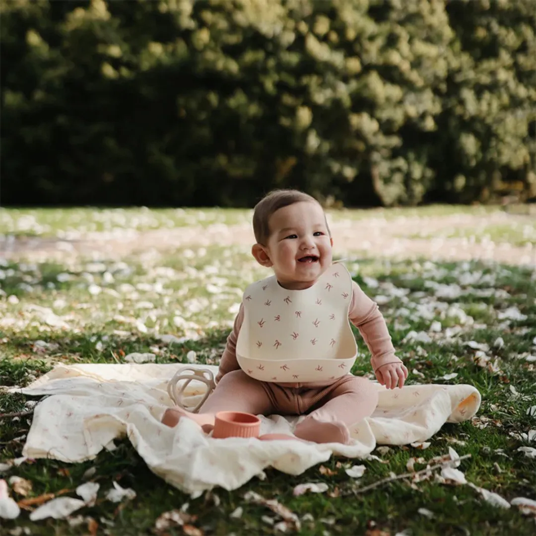 Mushie Swaddle Bows 120x120cm - Beige