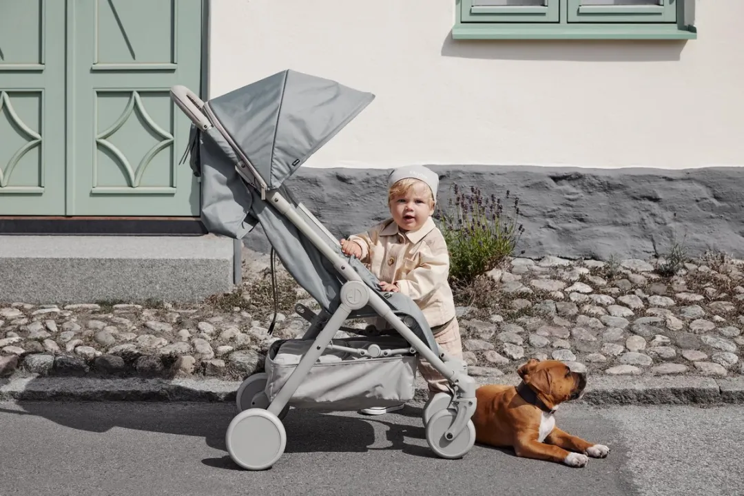 Elodie Mondo Buggy Basic Plooibuggy - Pebble Green