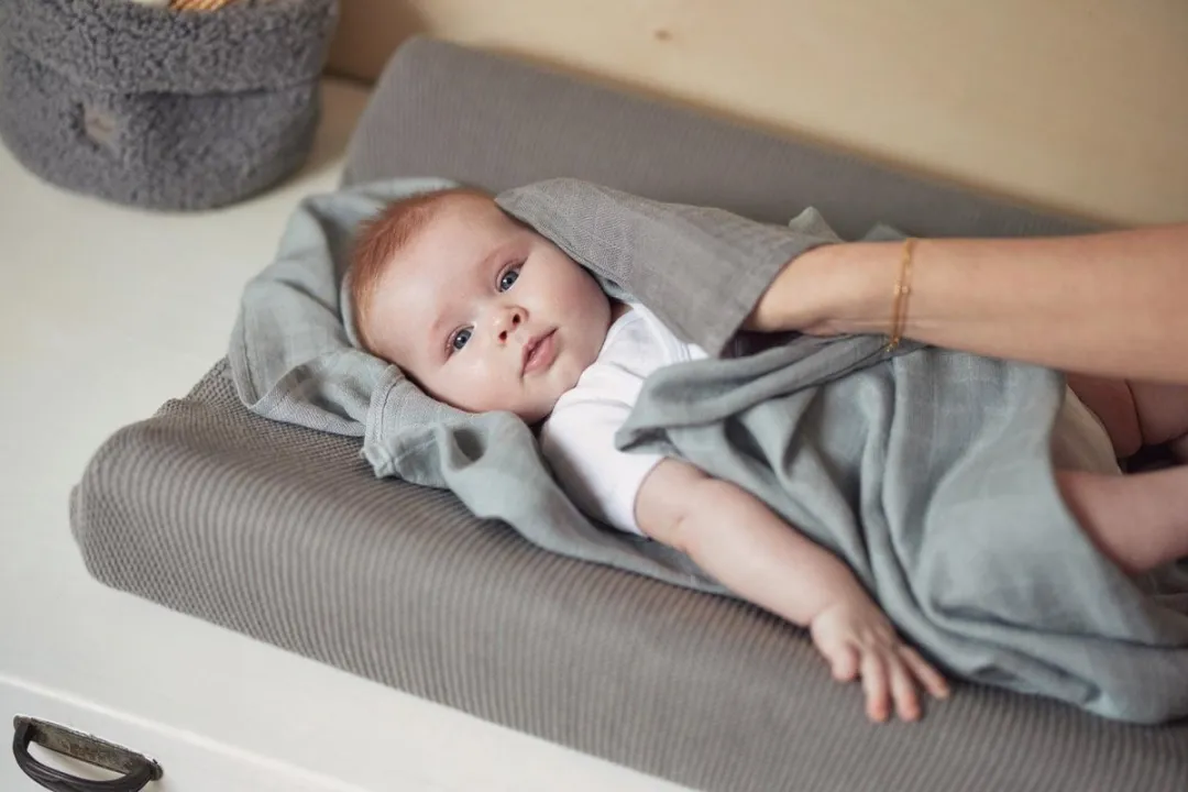 Jollein Aankleedkussenhoes Basic Knit 50x70cm - Stone Grey
