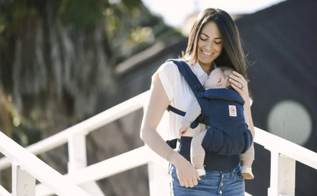 Ergobaby Omni 360 Cool Air Draagzak - Midnight Blue
