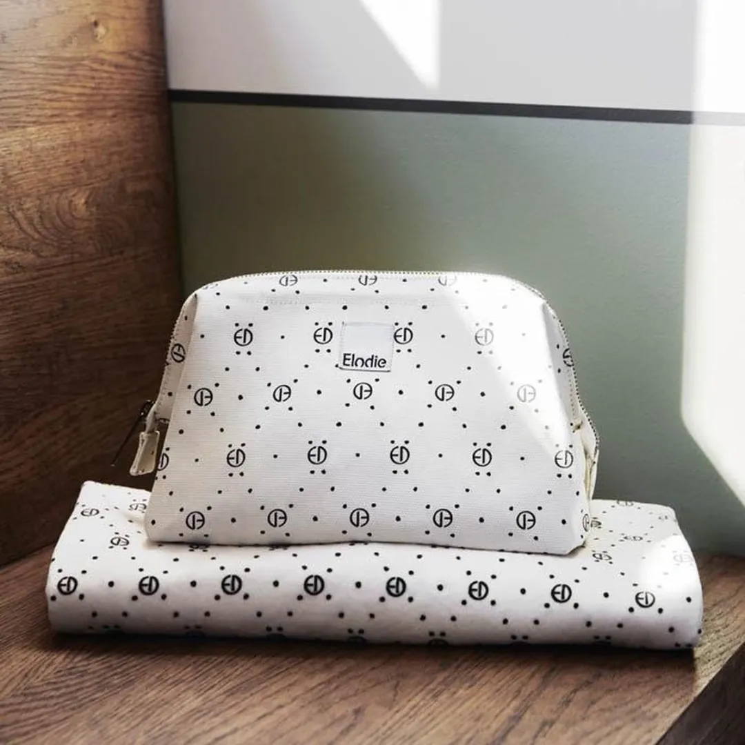 Elodie Zip&Go Toilettasje - Luieretui - Monogram - Wit/Zwart