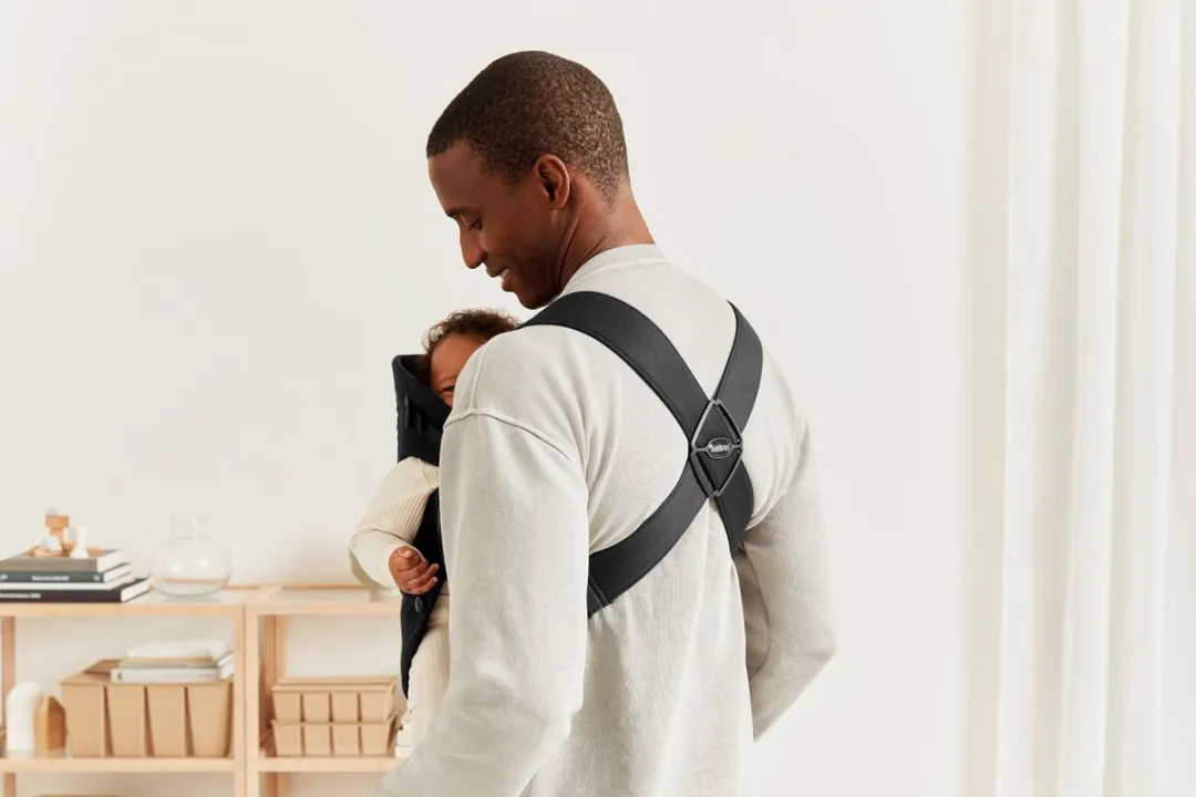 BabyBjörn Draagzak Mini - Zwart
