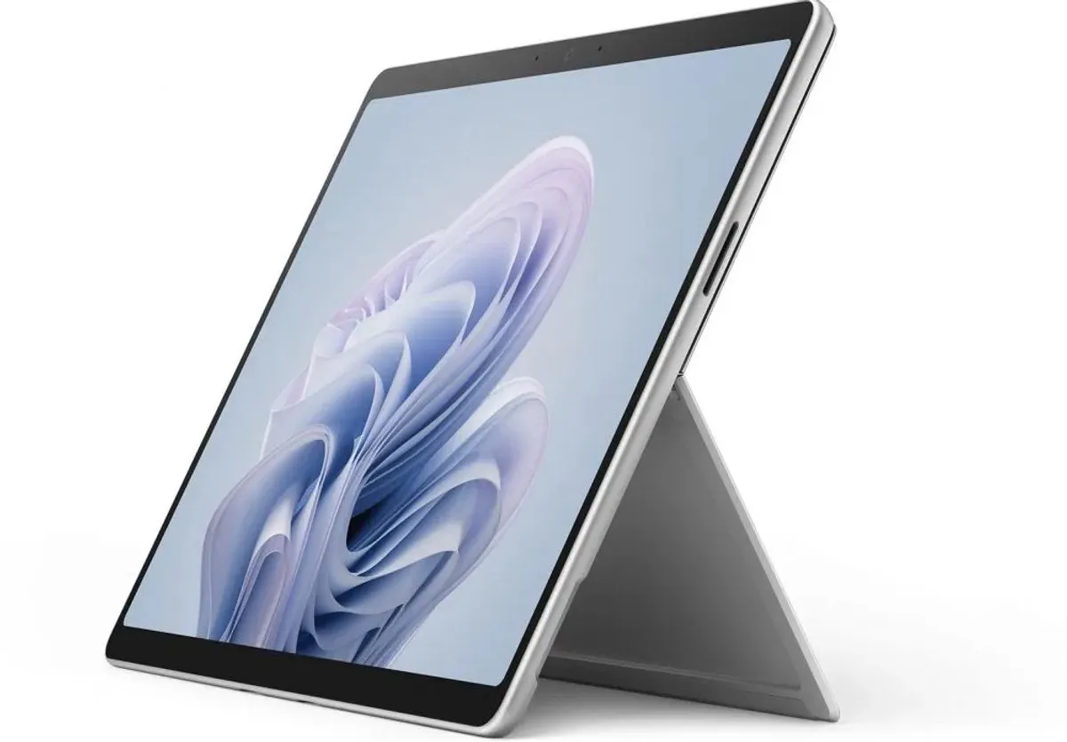 Microsoft Surface Pro 10 EP2-14742 Tablet 5G - 16GB 256GB - 13" 120Hz - Platinum