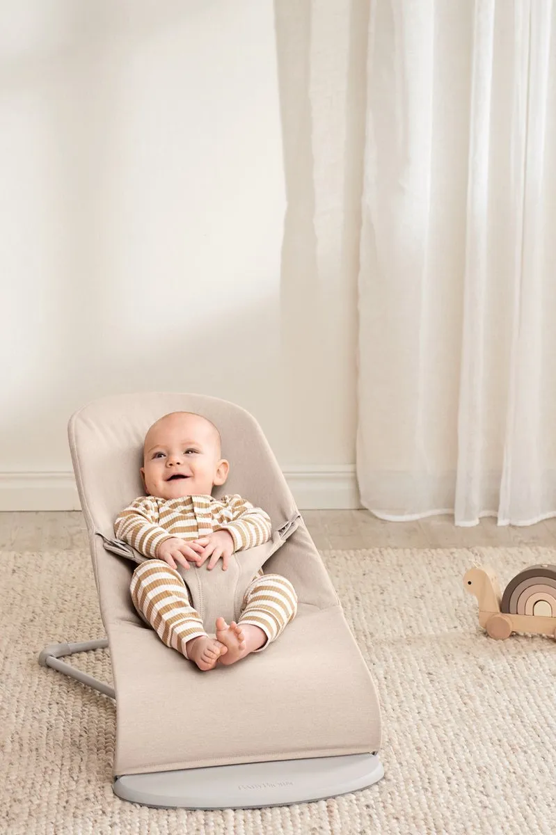BabyBjörn Wipstoel Bliss - Lichtbeige - afbeelding 6 van 6