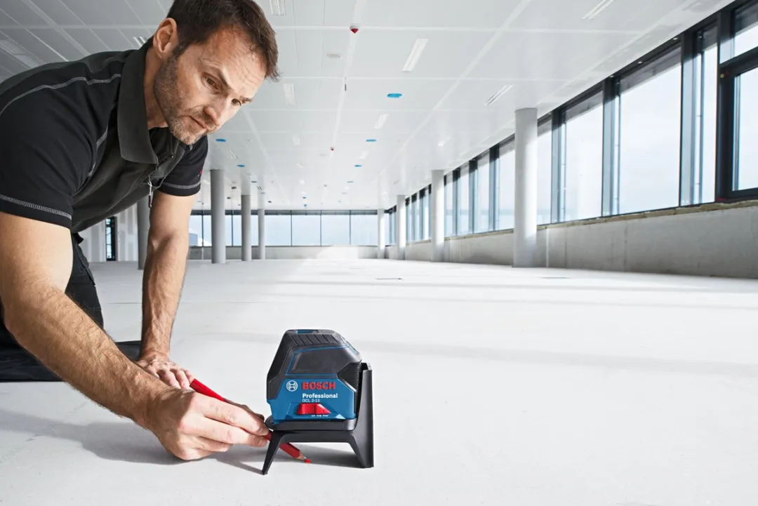 Bosch Professional Combilaser GCL 2-15 Laser - IP54 - 3x AA