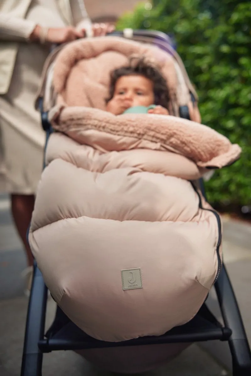 Jollein Voetenzak Buggy Embossed Milky Coffee - Waterafstotend