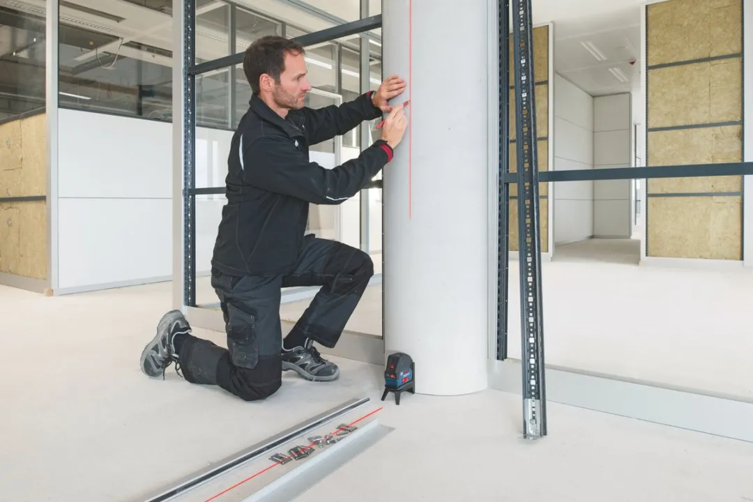 Bosch Professional GCL 2-15 Combilaser - Laserrichtbord - 3x AA Batterijen - Rood/Zwart/Blauw - afbeelding 6 van 6