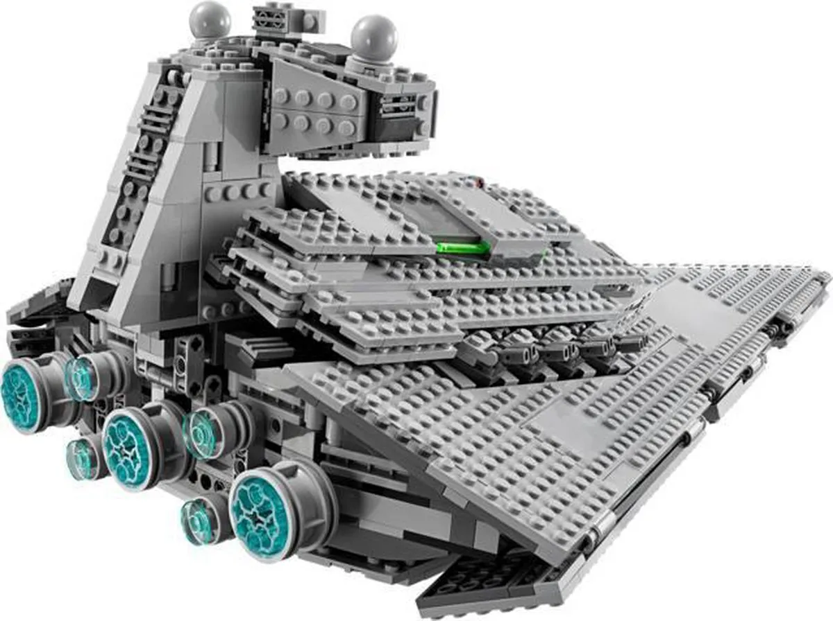 LEGO Star Wars Imperial Star Destroyer 75055 - 1359 Stukken - afbeelding 6 van 6