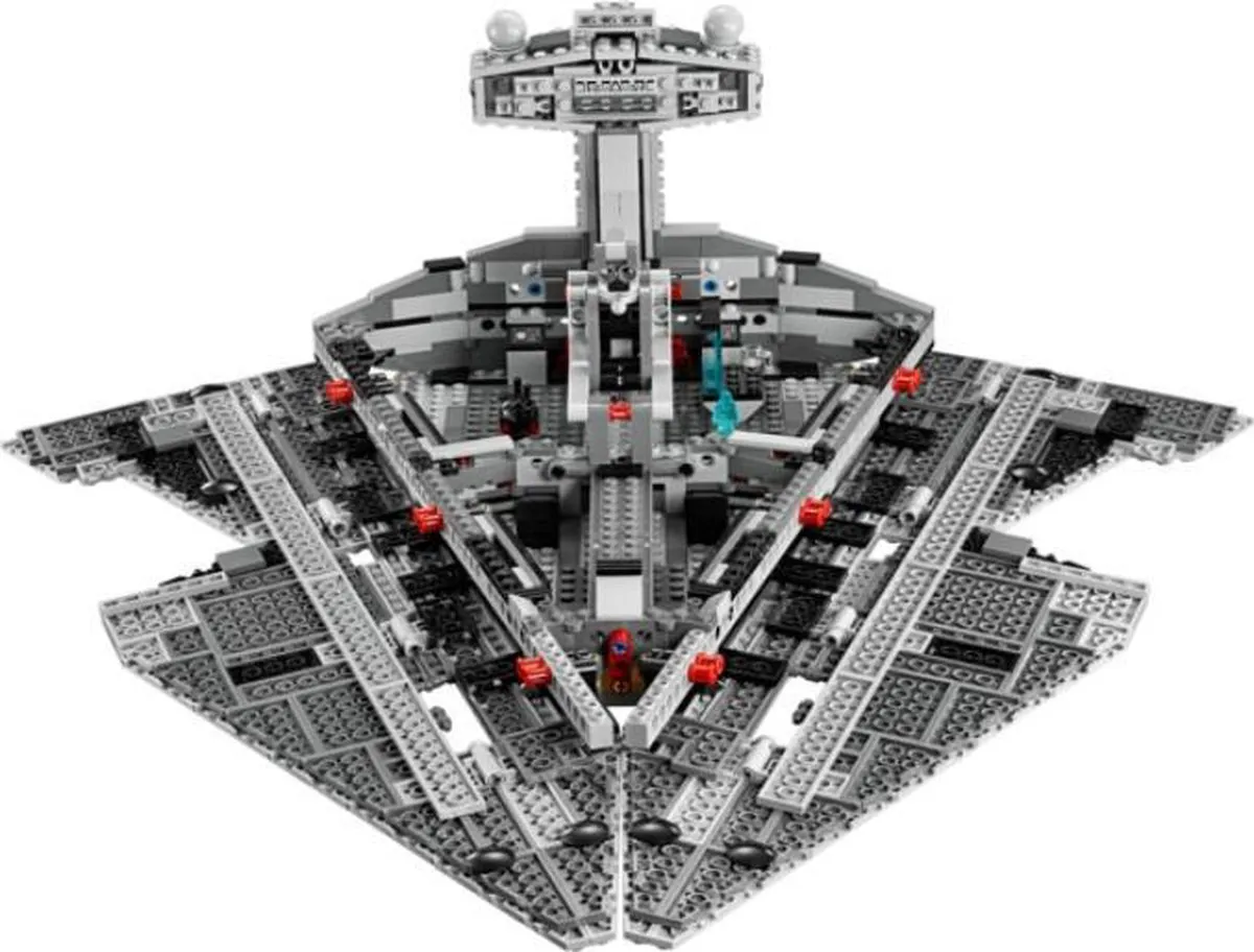 LEGO Star Wars Imperial Star Destroyer 75055 - 1359 Stukken
