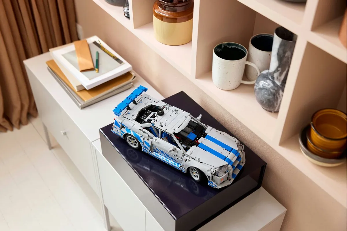 LEGO Technic 2 Fast 2 Furious Nissan Skyline GT-R 42210 - 1410 Stukken