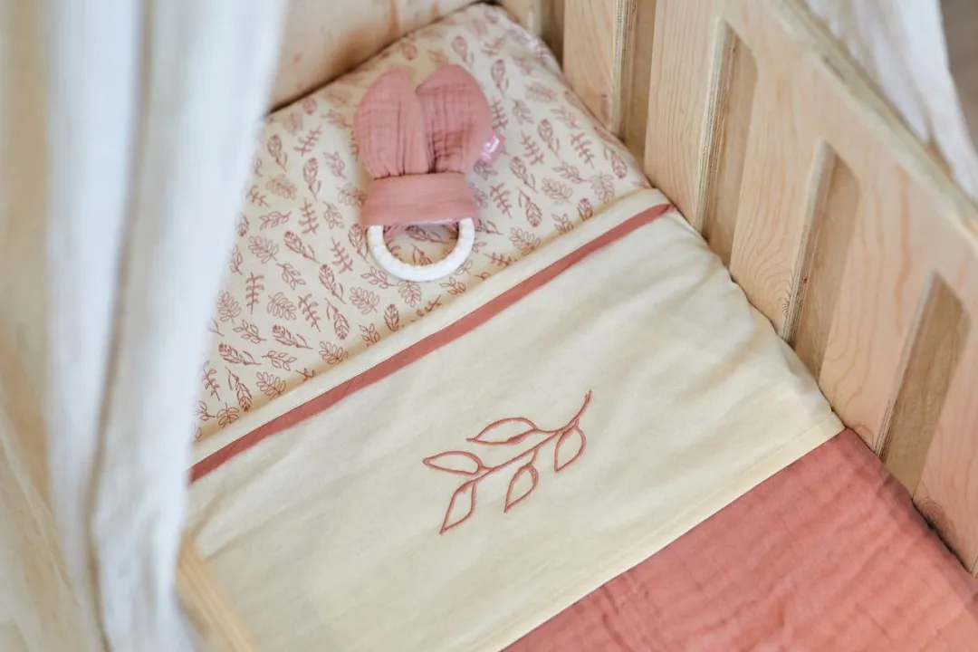 Jollein Hoeslaken Wieg Jersey Meadow Rosewood - 60x120cm