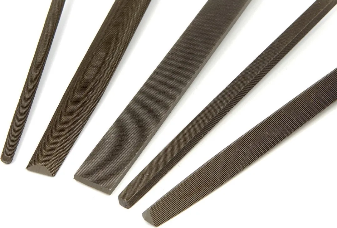 Beta 200mm Vijl Half Rond Halfzoet Kunststof Handgreep