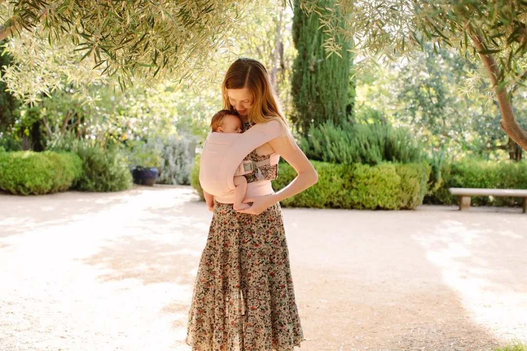 Ergobaby Embrace Draagzak - Blush Pink