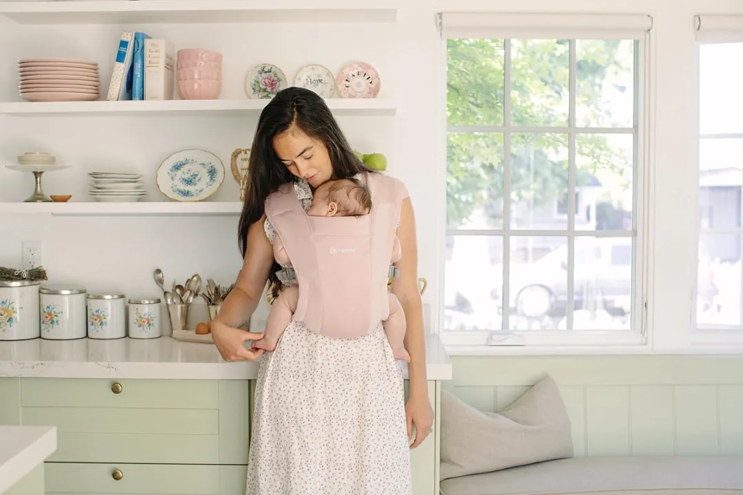 Ergobaby Embrace Draagzak - Blush Pink