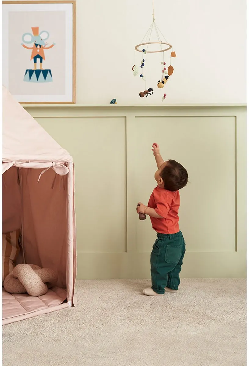 Kids Concept Mobiel Edvin - Bruin