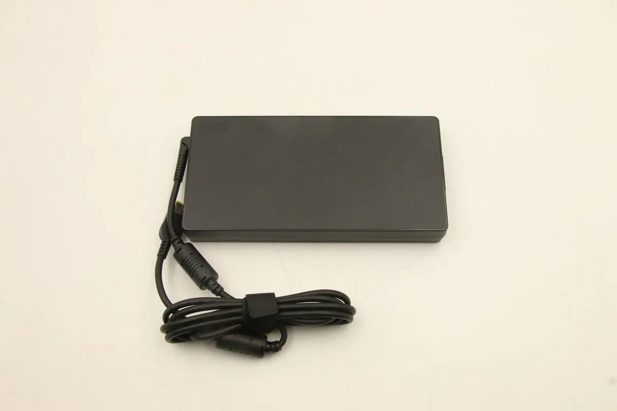 Lenovo 5A10W86290 Adapter 300W - Zwart