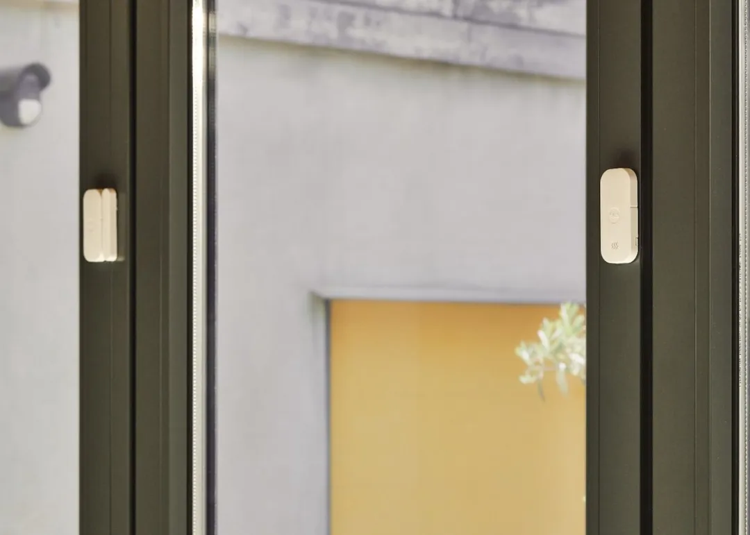 Yale Deur- en Raamcontact Wit - Detectie Open/Dicht