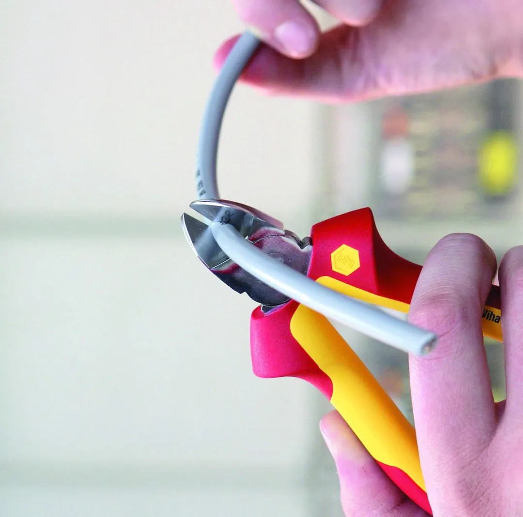 Wiha Zijkniptang Professional DynamicJoint 43335 - Geel/Rood - afbeelding 6 van 6