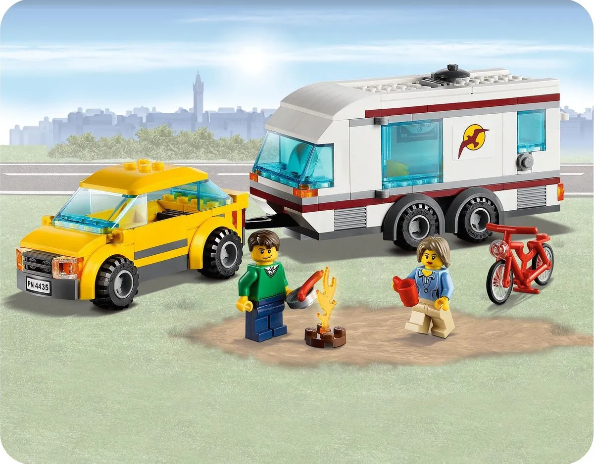 LEGO City Auto met Caravan 4435 - 218 Stukken - Multicolor