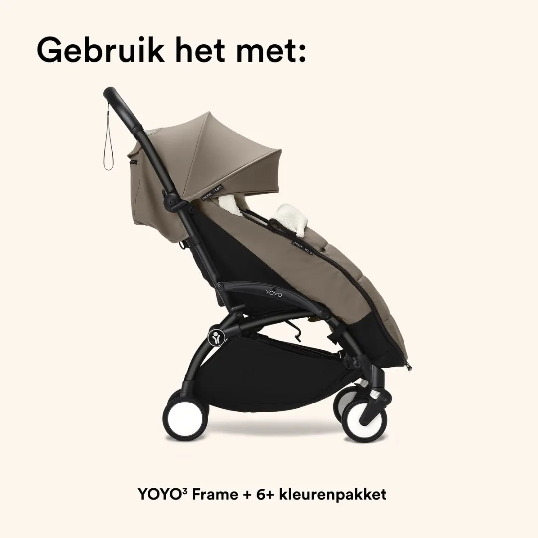 Stokke YOYO voetenzak, Taupe - Sherpa-voering, fleece met trekkoord, dubbele vulling - Machinewasbaar op 30°C - Inclusief kleine tas