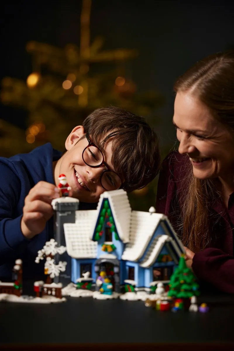 LEGO Santa's Visit 10293 - 1445 Stukken - Veelkleurig