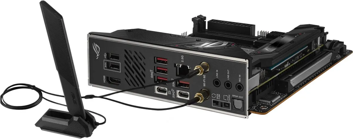 ASUS ROG Strix B650E-I Gaming WiFi AM5 Mini-ITX Moederbord - 64GB DDR5 - afbeelding 6 van 6