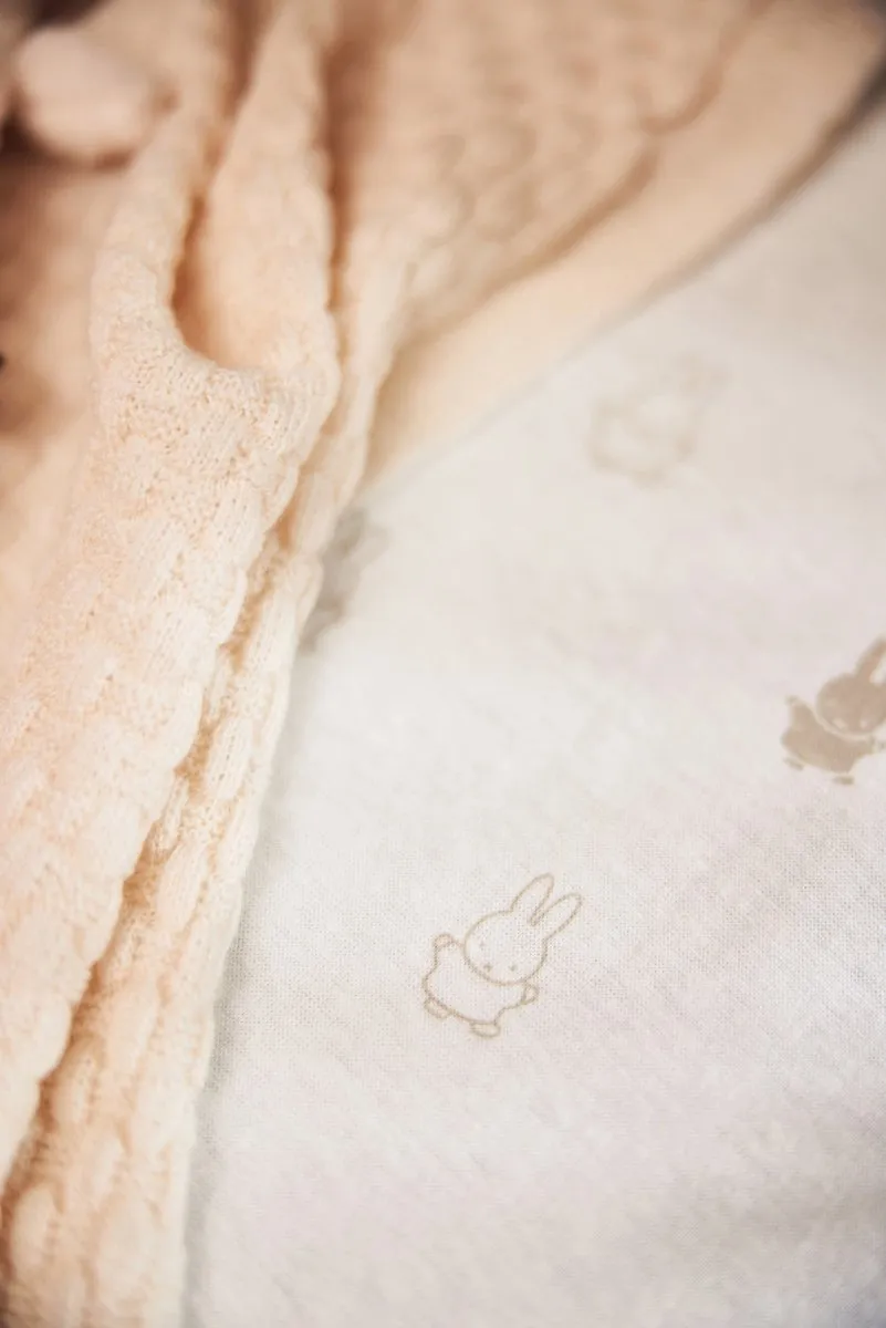 Jollein x Nijntje Hoeslaken Jersey 60x120cm - Happy Miffy Nougat