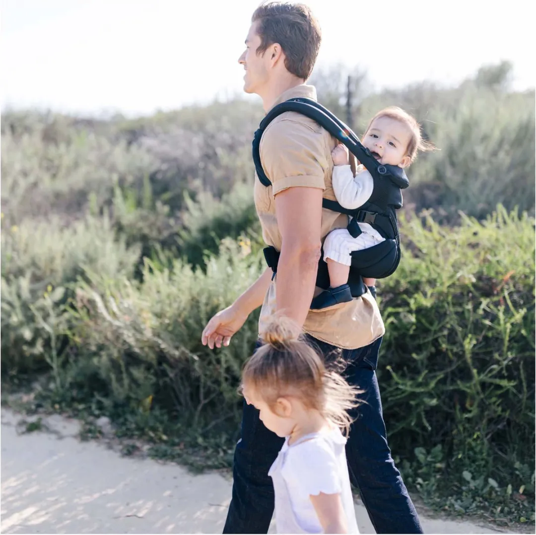 Ergobaby Omni 360 Cool Air Mesh Baby Draagzak - Onyx Black