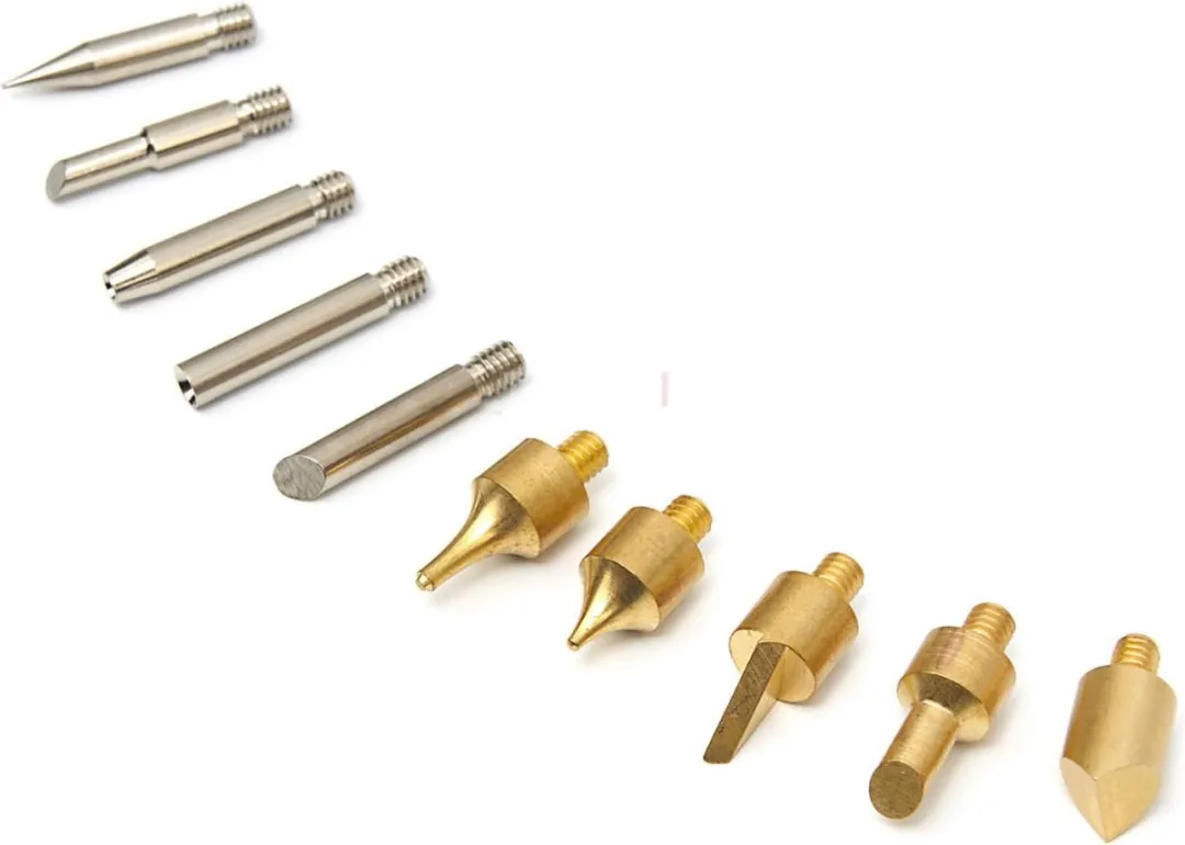 HBM Houtsoldeerbout 30W - 5 Stempeltips & 5 Schrijftips