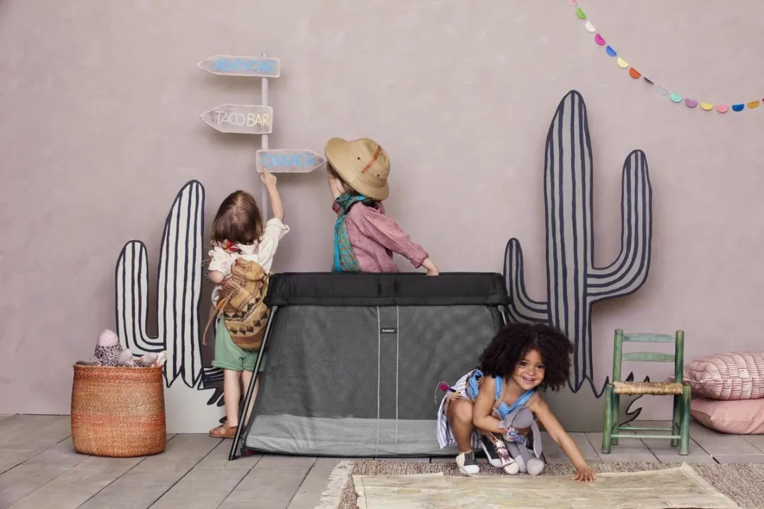 BabyBjörn Reisbedje Light Bundle - Zwart