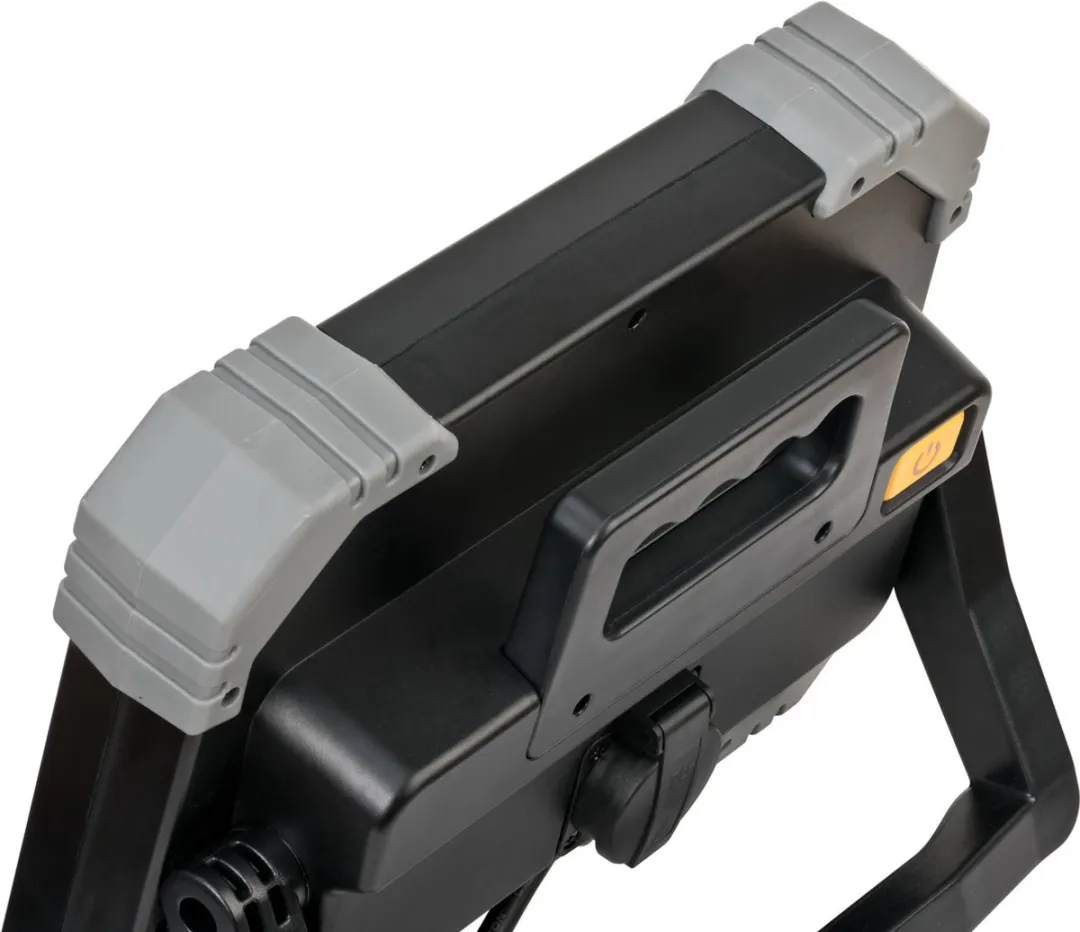 Mobiele LED straler DINORA 10050 IP54 5m H07RN-F 3G1,5 10600lm met stopcontact