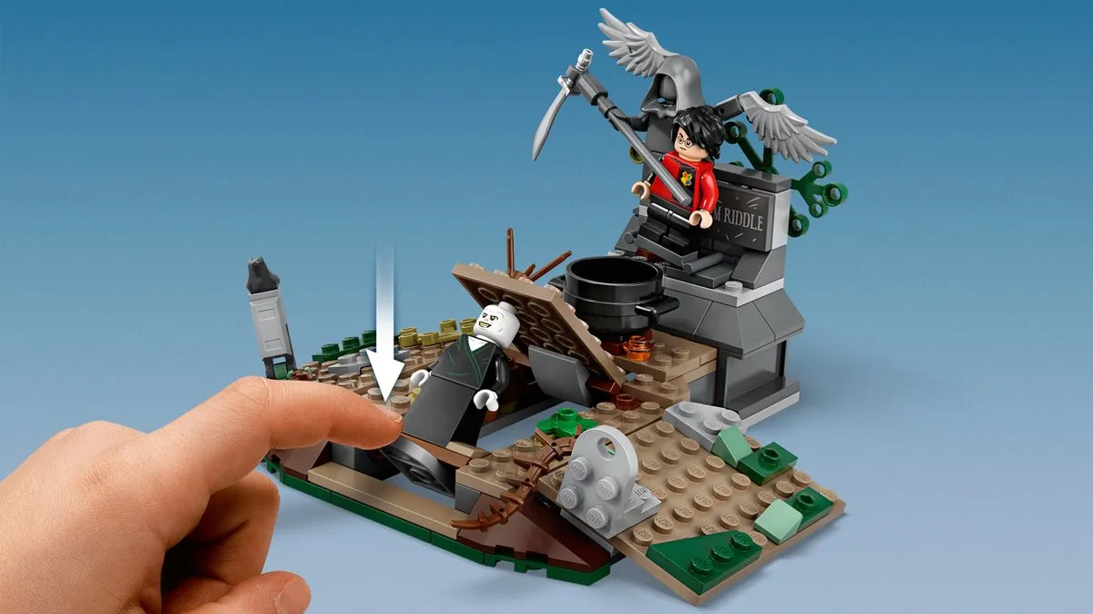 LEGO Harry Potter De Opkomst van Voldemort 75965 - 184 Stenen