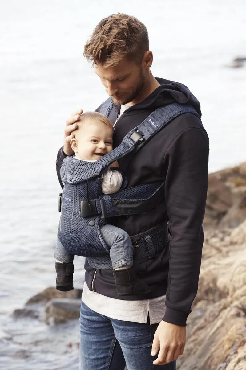 BabyBjörn Draagzak One Air Marineblauw