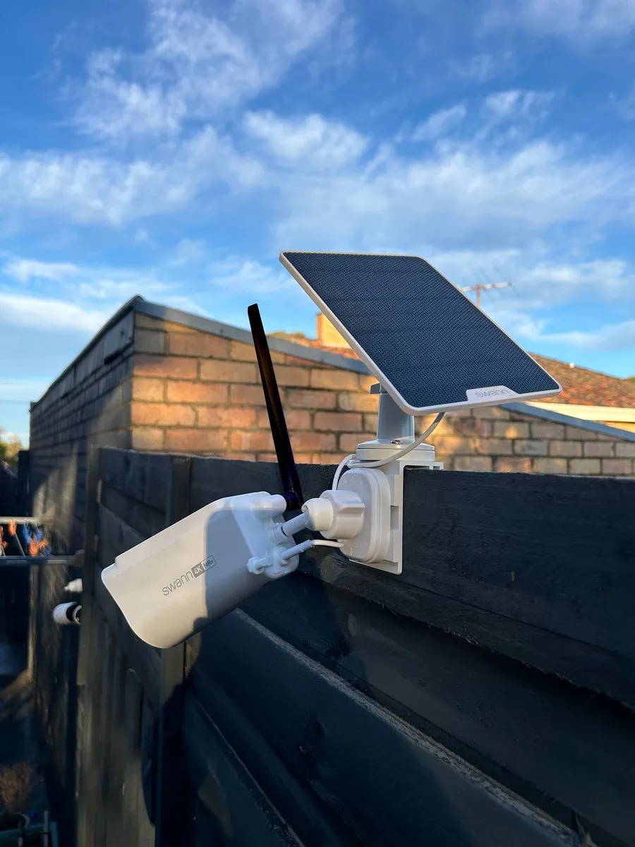 Swann SWIFI-SOLAR4 Zonnepaneel - IP65 Weerbestendig - USB-C & Micro-USB
