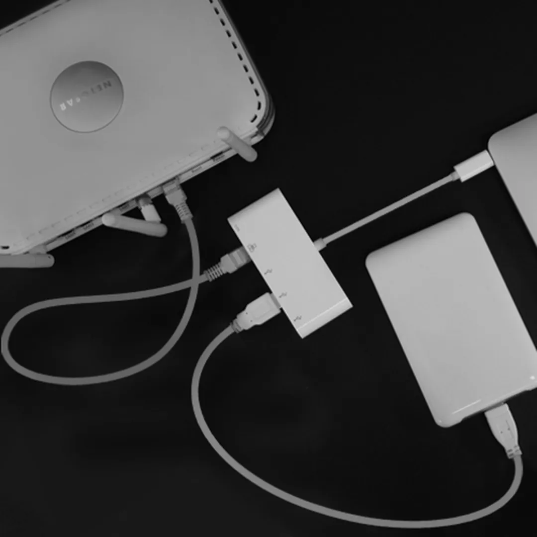 Macally UC3HUB3GBC USB-C Hub - 4 Poorten Wit