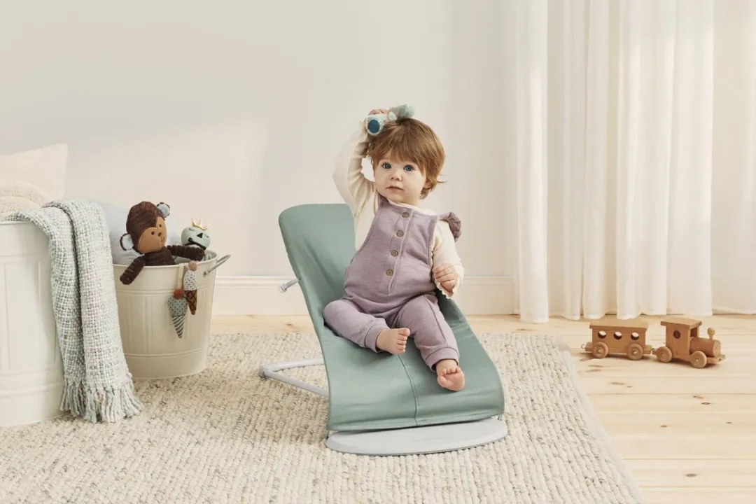 BabyBjörn Wipstoel Balance Soft - Lichtsalie-Grijs