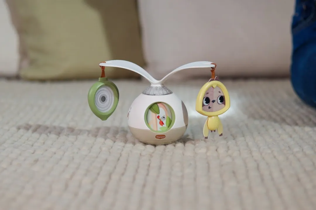 Tiny Love - Tummy Time Muziekmobiel - Boho Chic - 360° draaiende armen, muziek & lichtjes
