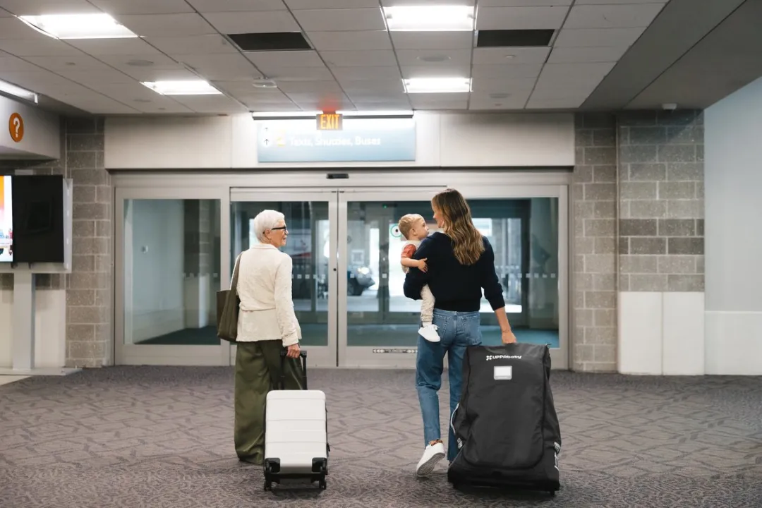 UPPAbaby Vista/Cruz V2 Travelsafe Reistas - Zwart